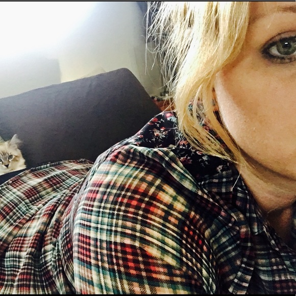 Meet your Posher, Kelly - Picture 1 of 1